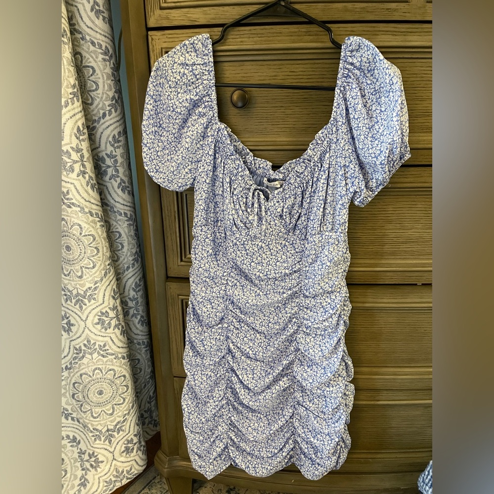 NWT South Moon Under Blue and White Floral Mini Dress